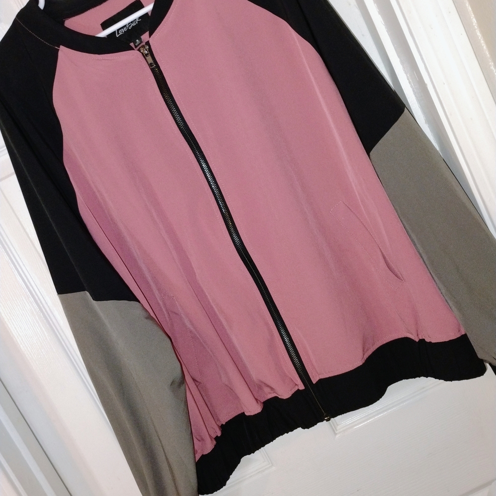 LoveStitch Pink and Black Raglan Zip Jacket PTP 29" - Picture 2 of 3